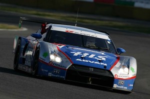 dm_supergt2010_jpoliveira_suzuka_et_foto3_21.3.2010