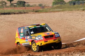 dm_23.7_mirsubishicup_tr4r_mmc Sérgio Gugelmin e Ino Mayer lideram a categoria TR4R da Mitsubishi Cup Sudeste (Foto Mitsubishi Motors)