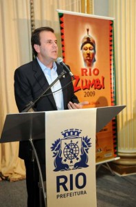 dm_25.11.2009_eduardo_paes_prefeito_rio_novembro_2009_sip O prefeito da cidade do Rio de Janeiro, Eduardo Paes (foto), recebeu críticas do empresário Carlo Gancia (Foto fornecida pelo Serviço de Imprensa da prefeitura do Rio de Janeiro)