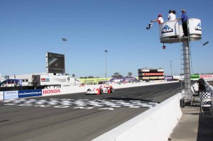 helio-castroneves-infineon-2008-dm0904