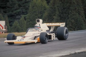 Ford Motorsports History Ainda na temporada de 1973, foram mais duas conquistas do McLaren M23, ambas com o norte-americano Peter Revson, na Inglaterra e no Canadá (foto)